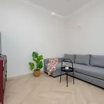 Bright Apartment Rakowiecka Near Pole Mokotowskie By Noclegi Renters