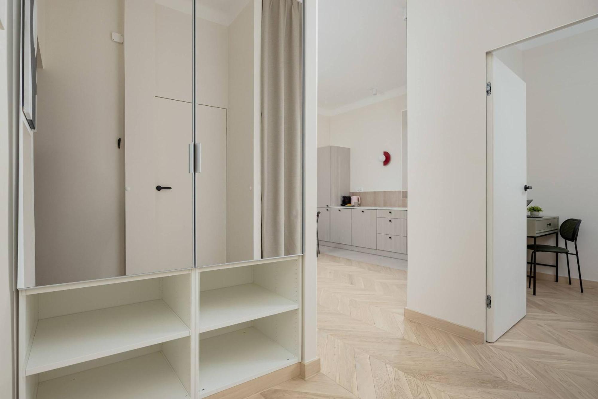 Appartement Bright Rakowiecka Near Pole Mokotowskie By Renters